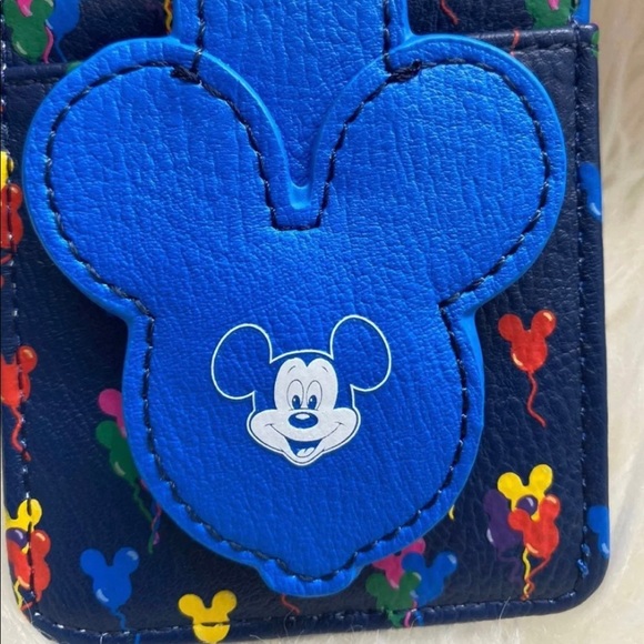 Mickey Balloon Cardholder - Picture 3 of 4